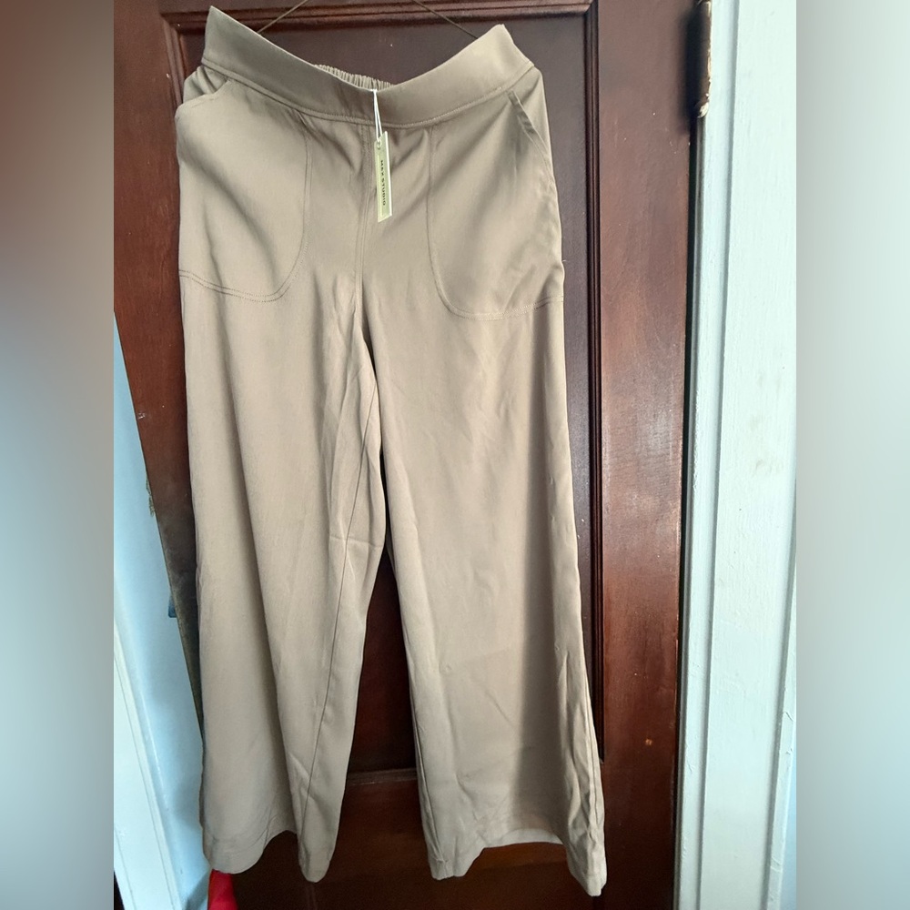 Max Studio Beige Elastic Waist Pants